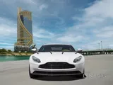 Aston Martin DB11